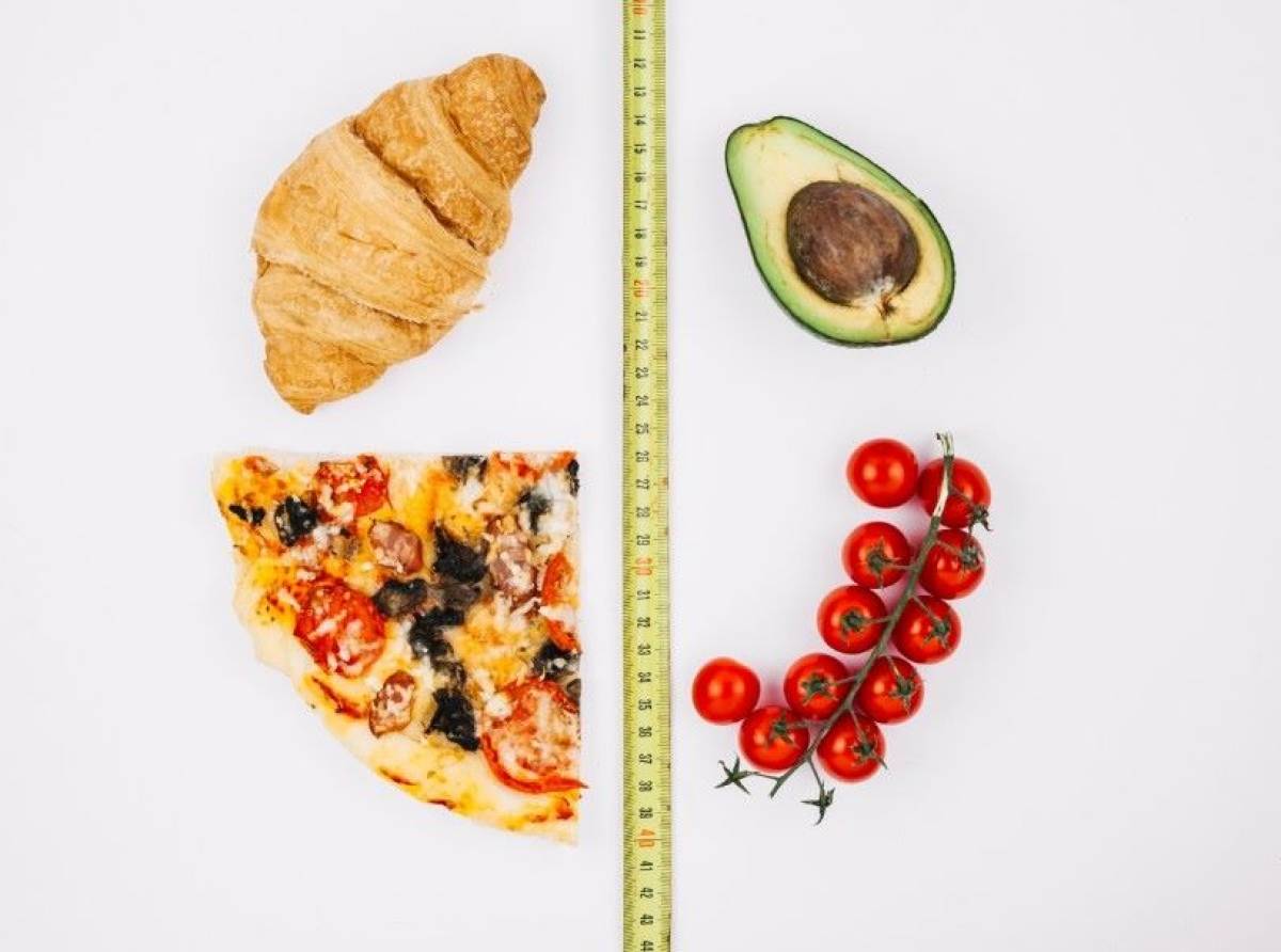 «Mangio poco ma ingrasso»: quando la colpa non è della tiroide ma degli alimenti ad alto contenuto calorico e scarso potere saziante