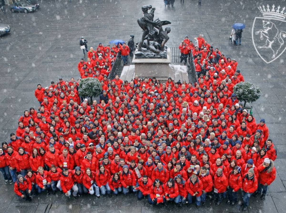 “Passion lives here”: Torino ritrova l’anima olimpica e chiama a raccolta i volontari di ieri, vent’anni dopo i Giochi 2006