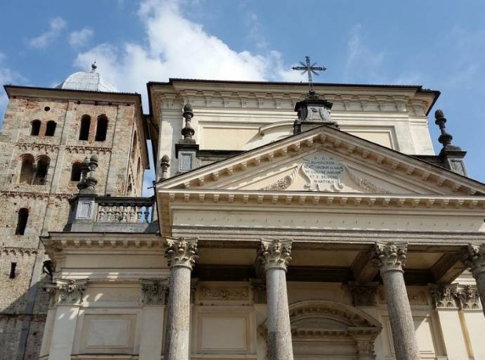 Fruttuaria celebra l’anniversario dell’Abbazia: corteo storico, lettura dell’editto, torneo medievale e visite guidate nel Ricetto