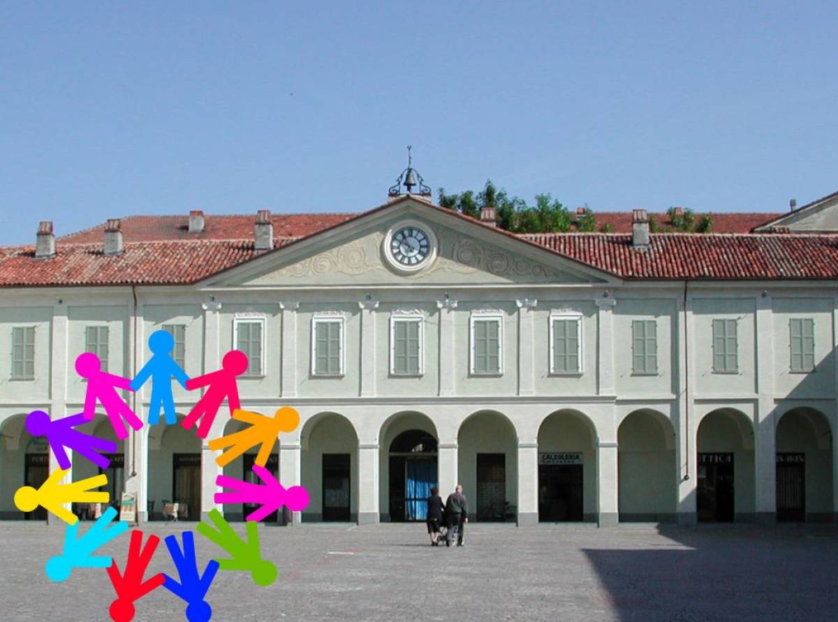 Ivrea illumina Piazza Ottinetti di blu per la Giornata Mondiale dell’Autismo 2026: eventi, dati e convegno ASL TO4 