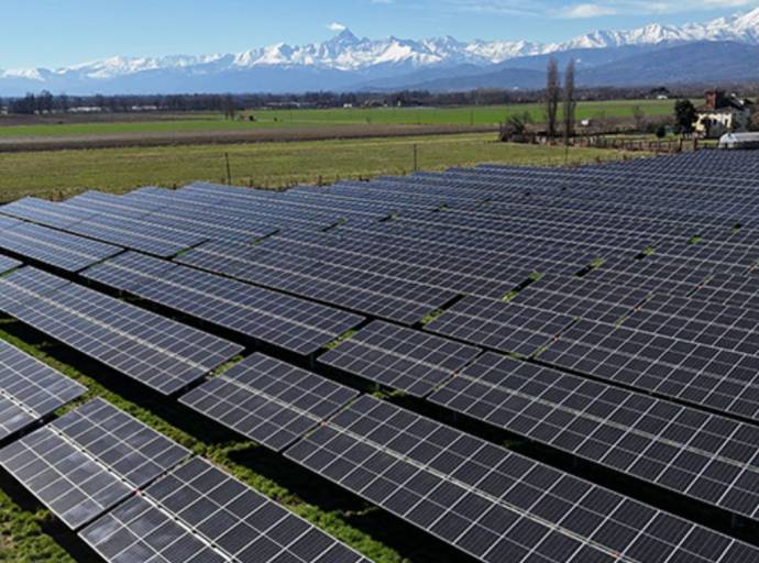 DDL fotovoltaico Piemonte, stop al consumo di suolo agricolo: la Regione punta sulle aree industriali dismesse