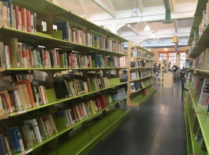 Ondata di caldo: a Cirié biblioteca, Palazzo D'Oria e Il Girasole aperti per offrire refrigerio ai cittadini